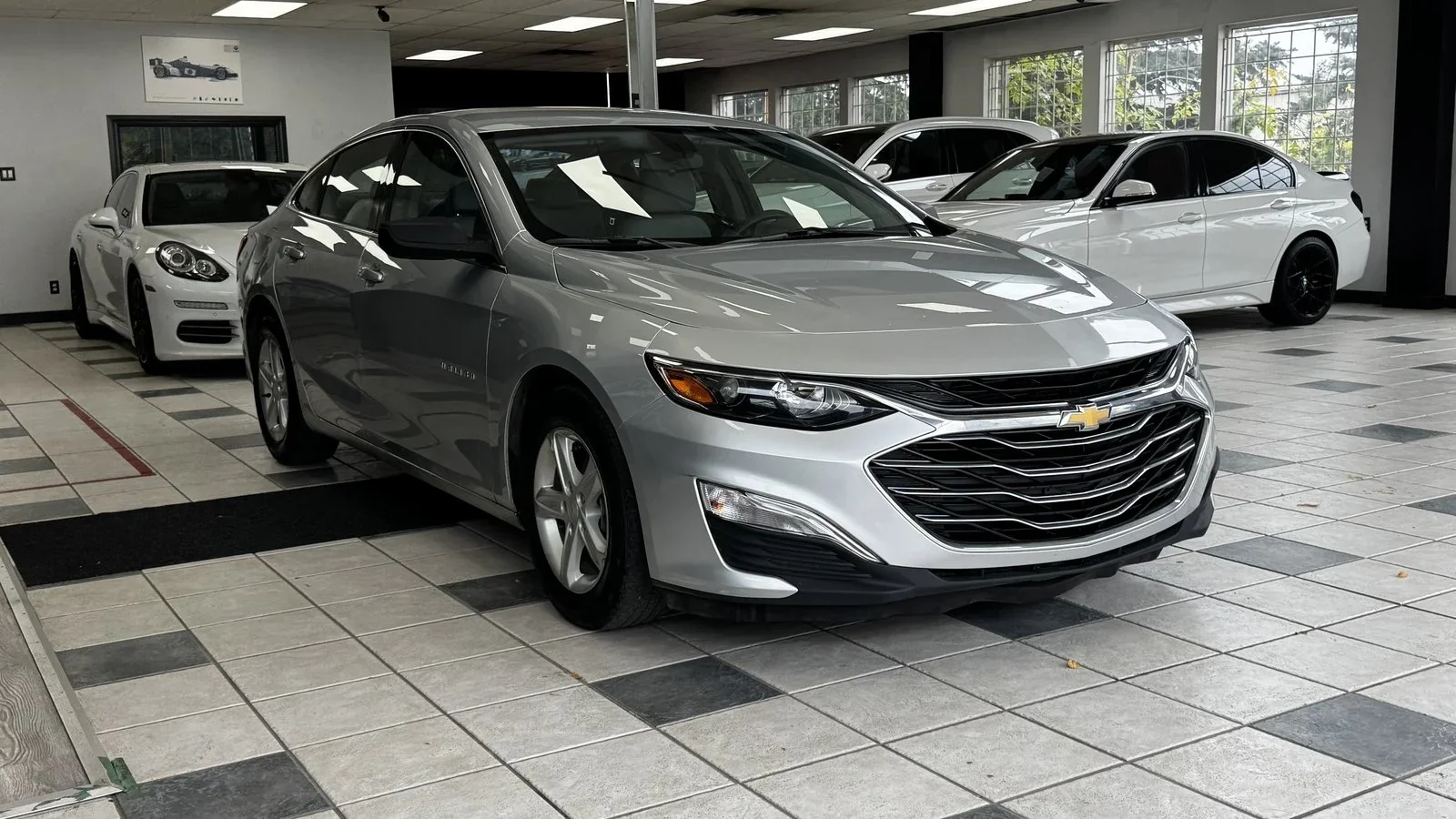 2020 Chevrolet Malibu LS used Sedan thumbnail 2
