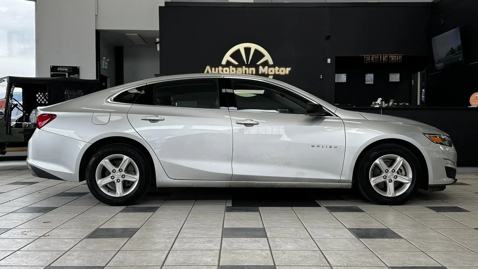 2020 Chevrolet Malibu LS used Sedan thumbnail 6